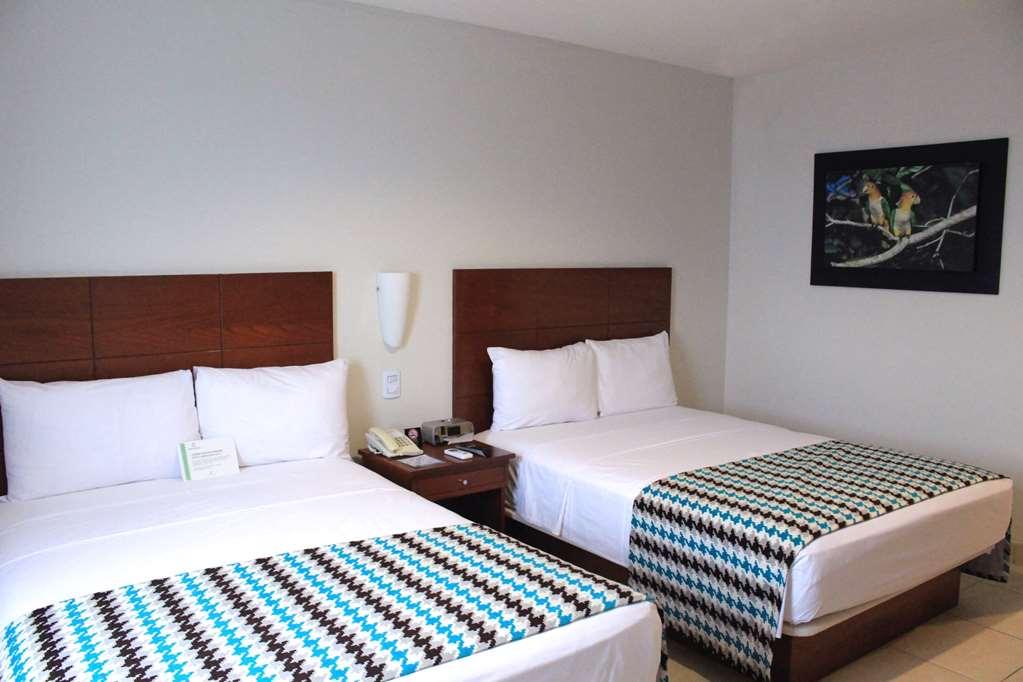 Wyndham Costa Del Sol Pucallpa Pokój zdjęcie A room at the hotel