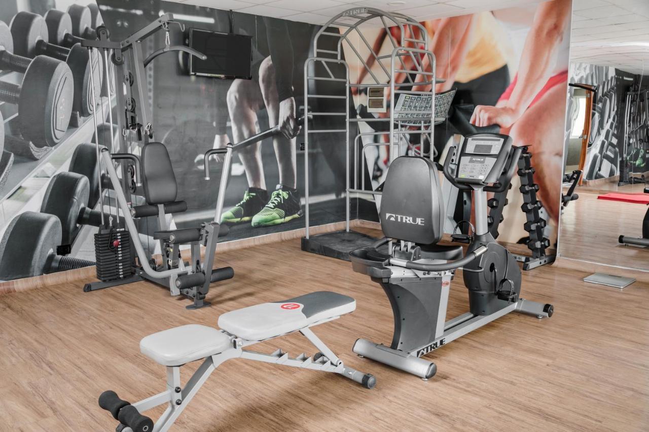 Wyndham Costa Del Sol Pucallpa Zewnętrze zdjęcie A typical gym