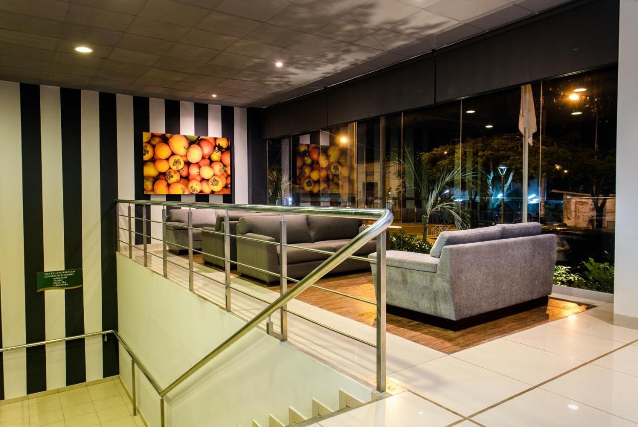 Wyndham Costa Del Sol Pucallpa Zewnętrze zdjęcie Lobby